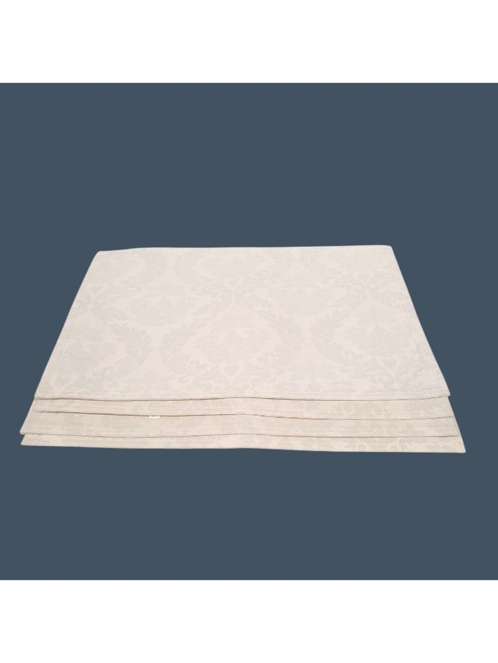 JCP Home Ivory Damask Placemats Set Of 4 New with Tags 52% Cotton 48% Polyester
